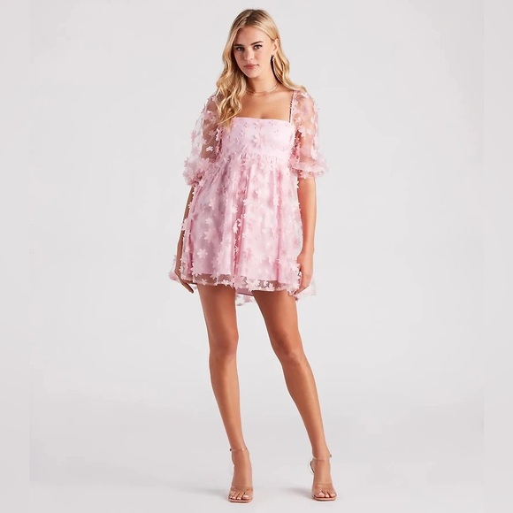 Windsor Dresses & Skirts - Pink Floral Dress